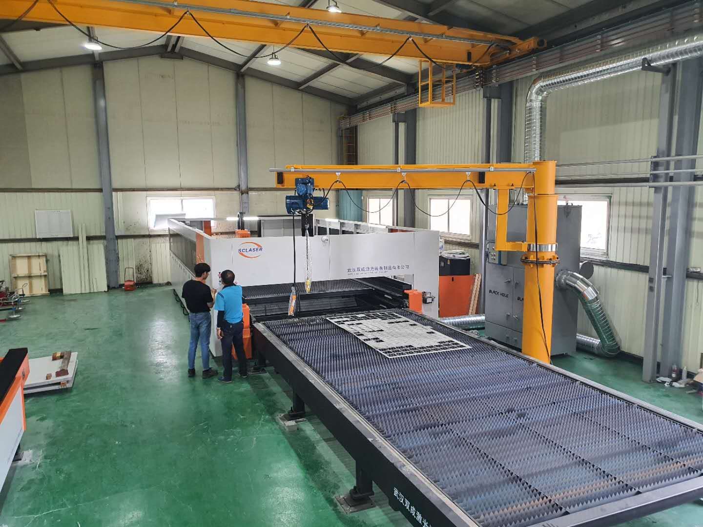 高功率激光切割機.jpg